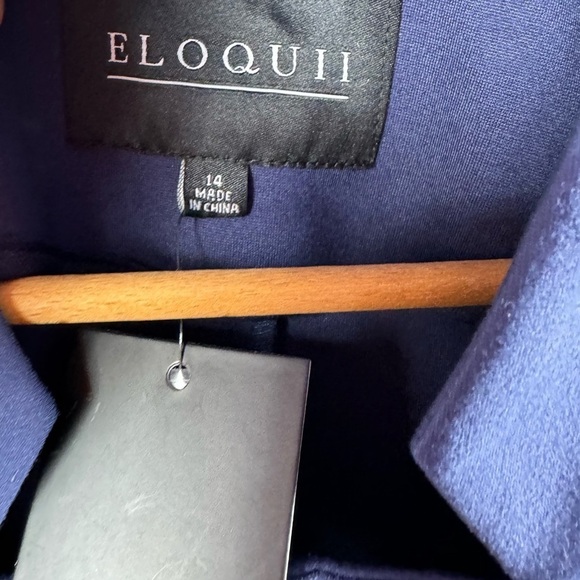 NWT Eloquii The Ultimate Stretch Suit Blazer in Navy Size 14 - Picture 8 of 9